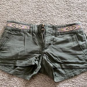 American Eagle Outfitters, 00 shorts